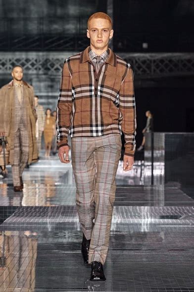 burberry collezioni attuale giubbotti|burberry group latest news.